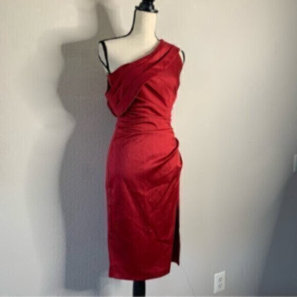 Lavish Alice Burgundy Off The Shoulder Pleated Side Cocktail Dress - Picture 4 of 15